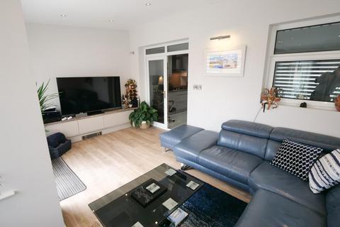 34 Buckingham Road, Morecambe, LA4 4LX