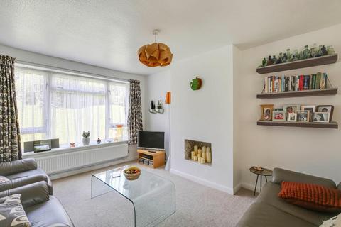 undefined, South Croydon CR2