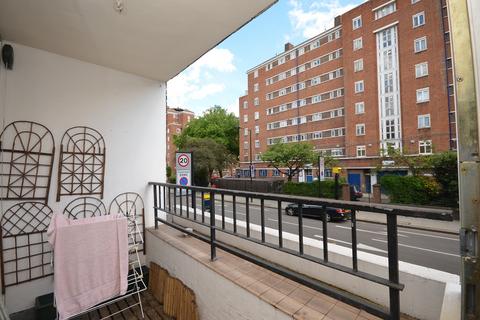 3 bedroom flat to rent, Camden Street, London NW1