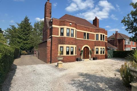 4 bedroom detached house for sale - Bawtry Road, Doncaster, DN4
