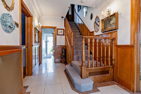 4 bedroom detached house for sale, Bawtry Road, Doncaster, DN4