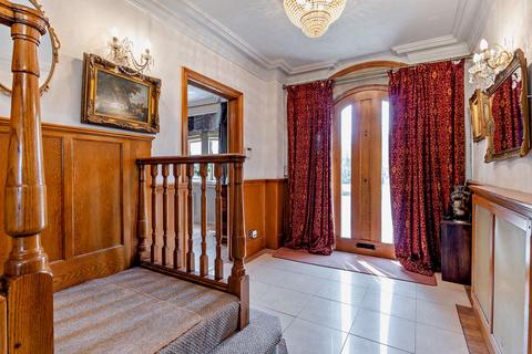 4 bedroom detached house for sale, Bawtry Road, Doncaster, DN4
