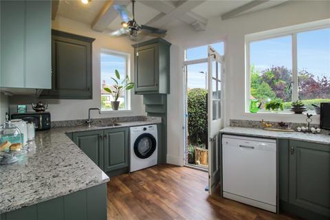 3 bedroom end of terrace house for sale, Marine Parade, Leigh-on-Sea, Essex, SS9