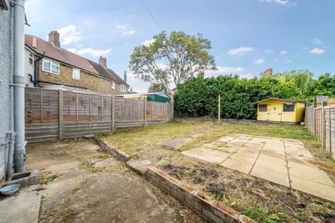 2 bedroom end of terrace house for sale, Tristram Road, Bromley