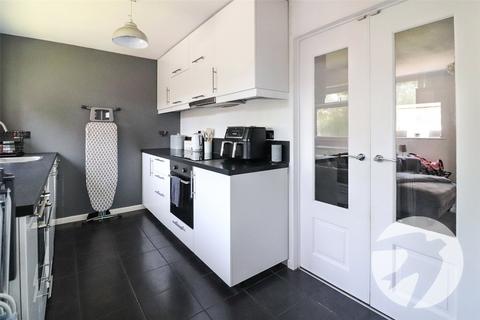 14 Kempton Close, Erith, DA8 3SR