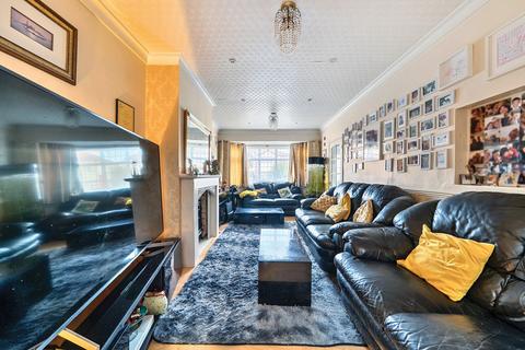 3 bedroom semi-detached house for sale, Aldridge Avenue, Stanmore