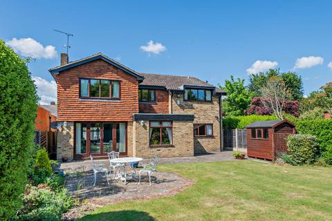 4 bedroom detached house for sale, Green Close, Chelmsford