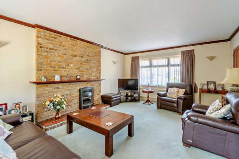 4 bedroom detached house for sale, Green Close, Chelmsford
