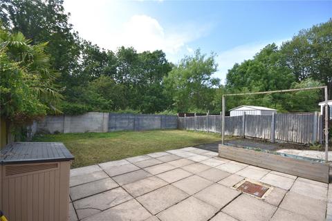 121 Barncroft Drive, Leeds, LS14 1BH
