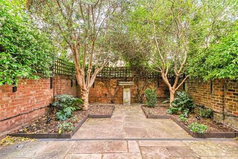 undefined, Fentiman Road, London, SW8
