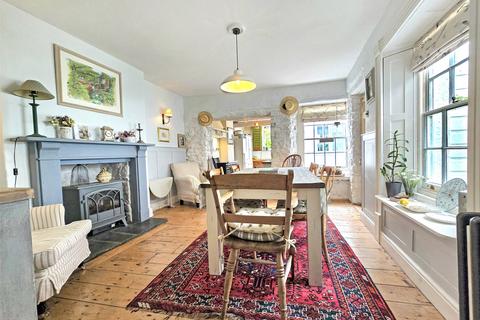 5 bedroom terraced house for sale, Market Street, Stratton, Bude, Cornwall, EX23