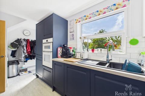 3 bedroom detached house for sale, Aysgarth Rise, East Yorkshire YO16