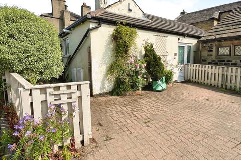 2 bedroom bungalow for sale, Daisy Hill, Bradford BD12