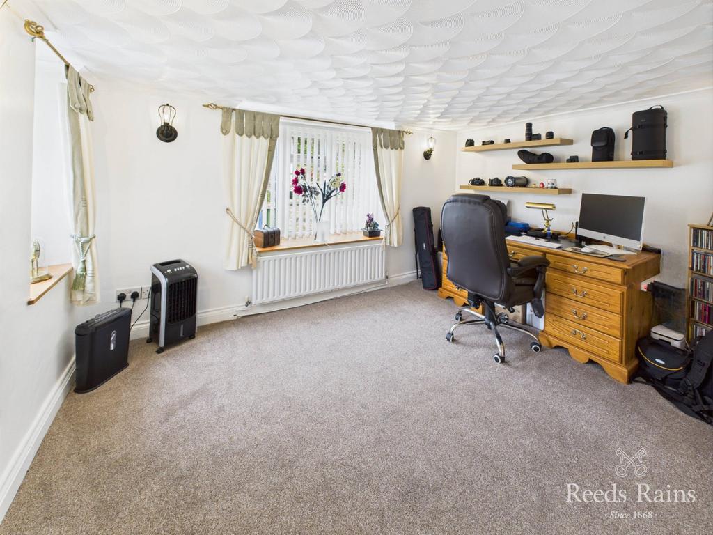 Study/Bedroom 4