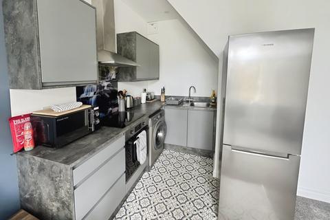 2 bedroom apartment for sale, Burnley Road, Hebden Bridge HX7