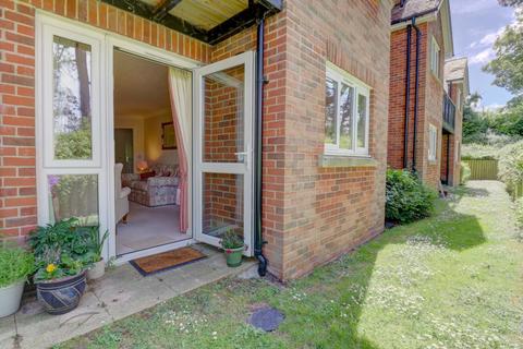 1 bedroom apartment for sale, Wellington Avenue, Buckinghamshire HP27