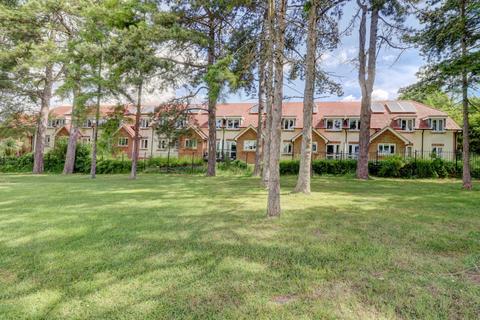 1 bedroom apartment for sale, Wellington Avenue, Buckinghamshire HP27
