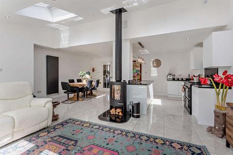 undefined, Laxton Drive, Oundle, Peterborough, PE8