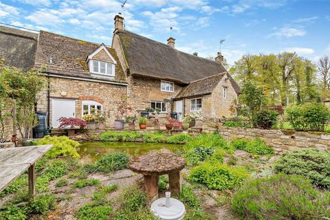5 bedroom detached house for sale, Causin Way, Lower Benefield, Peterborough, PE8