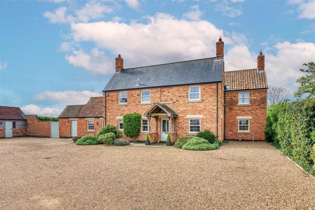 2-Brook Lodge - Exte