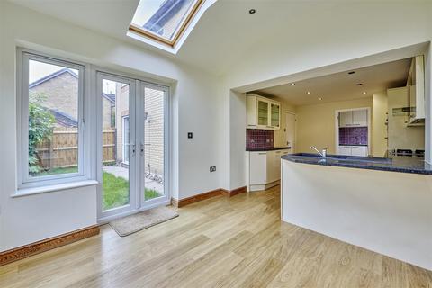 4 bedroom detached house for sale, Sutton Road, Oundle, Peterborough, PE8