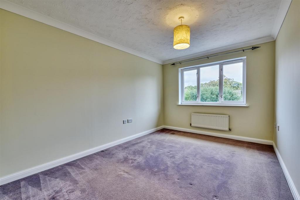 15 Sutton Rd Oundle-