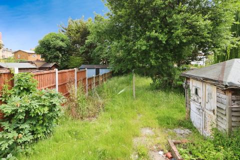 3 bedroom end of terrace house for sale, Cardinal Drive, Ilford IG6