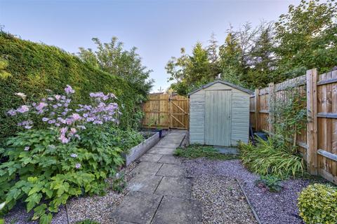 3 Ashton Road, Oundle, Peterborough, PE8 4BY