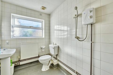 3 Ashton Road, Oundle, Peterborough, PE8 4BY