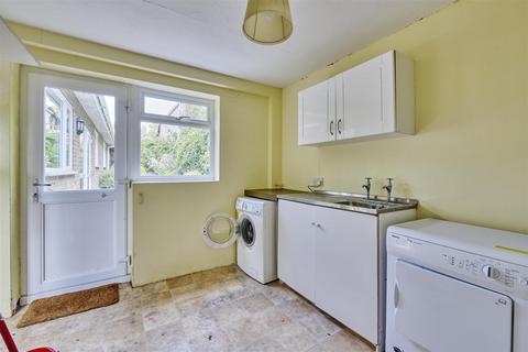 11 Danford Close, Oundle, Peterborough, PE8 4DJ