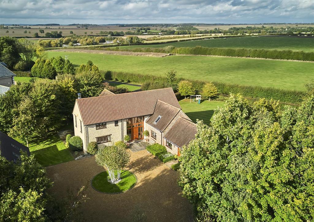Luddington Lodge Thu