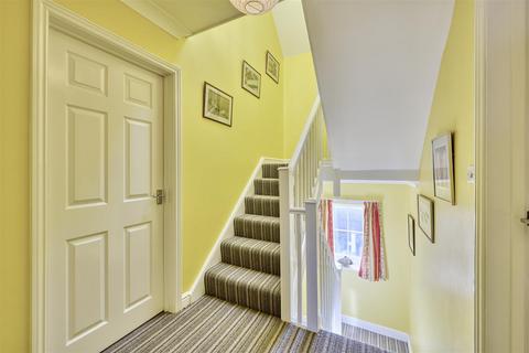 6 Bridge View, Oundle, Peterborough, PE8 4DT