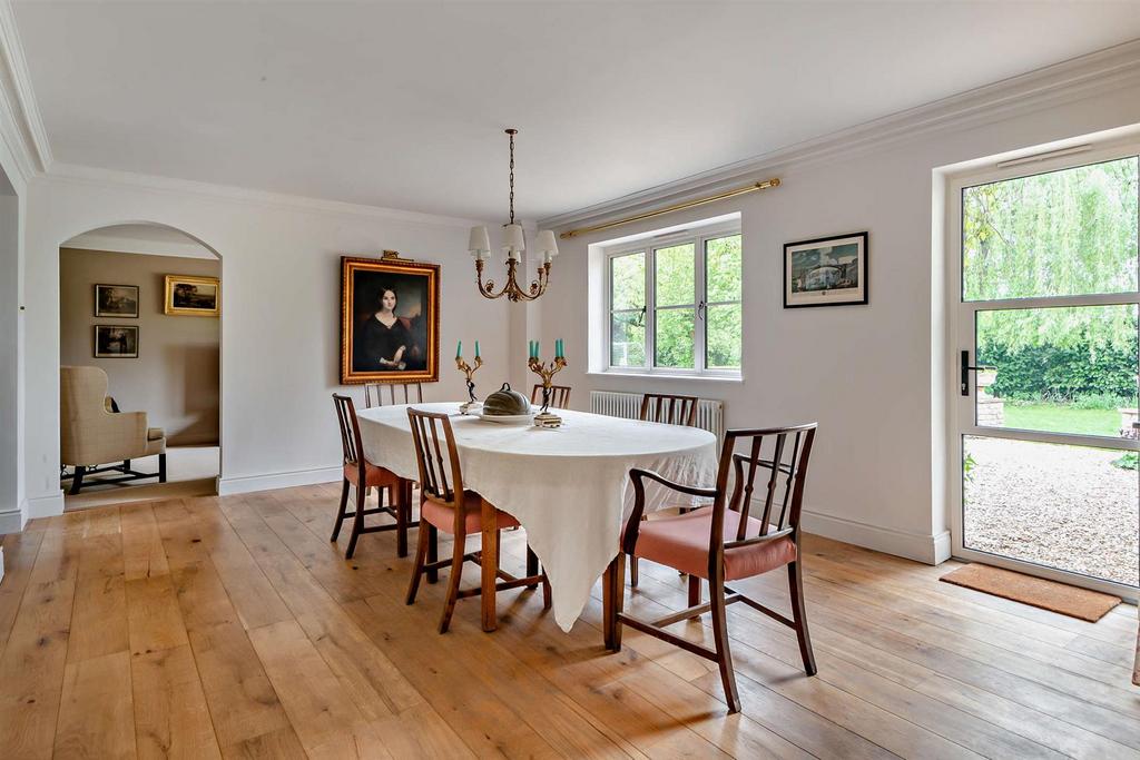 8644976-interior28-8