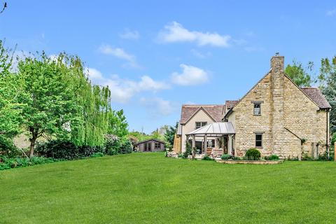 1 Fergusons Close, Polebrook, Peterborough, PE8 5LH
