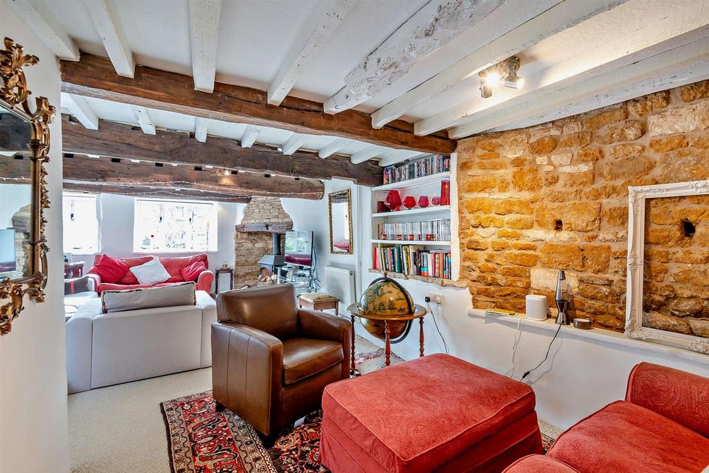 8635365-interior05-8