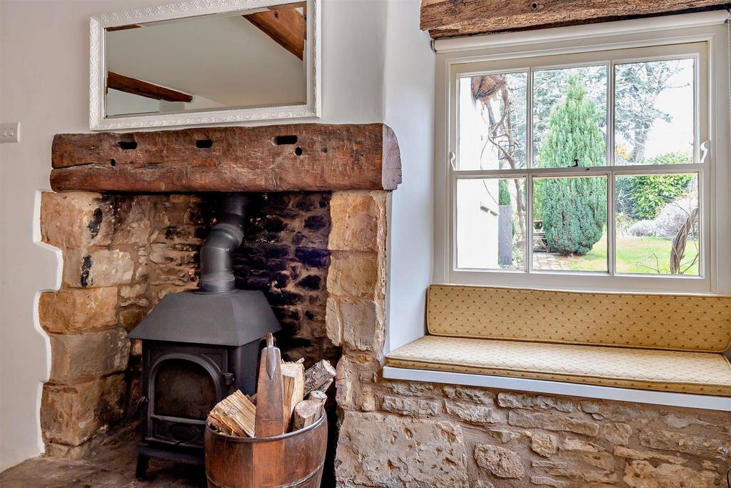 8635365-interior20-8