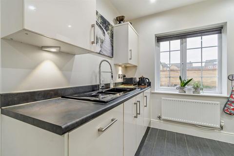 83 Creed Road, Oundle, Peterborough, PE8 4QX