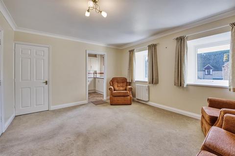 2 bedroom apartment for sale, Riverside Maltings, Oundle, PE8