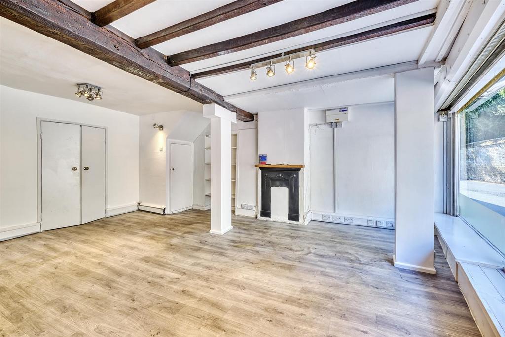 3-2 St Osyths Lane O