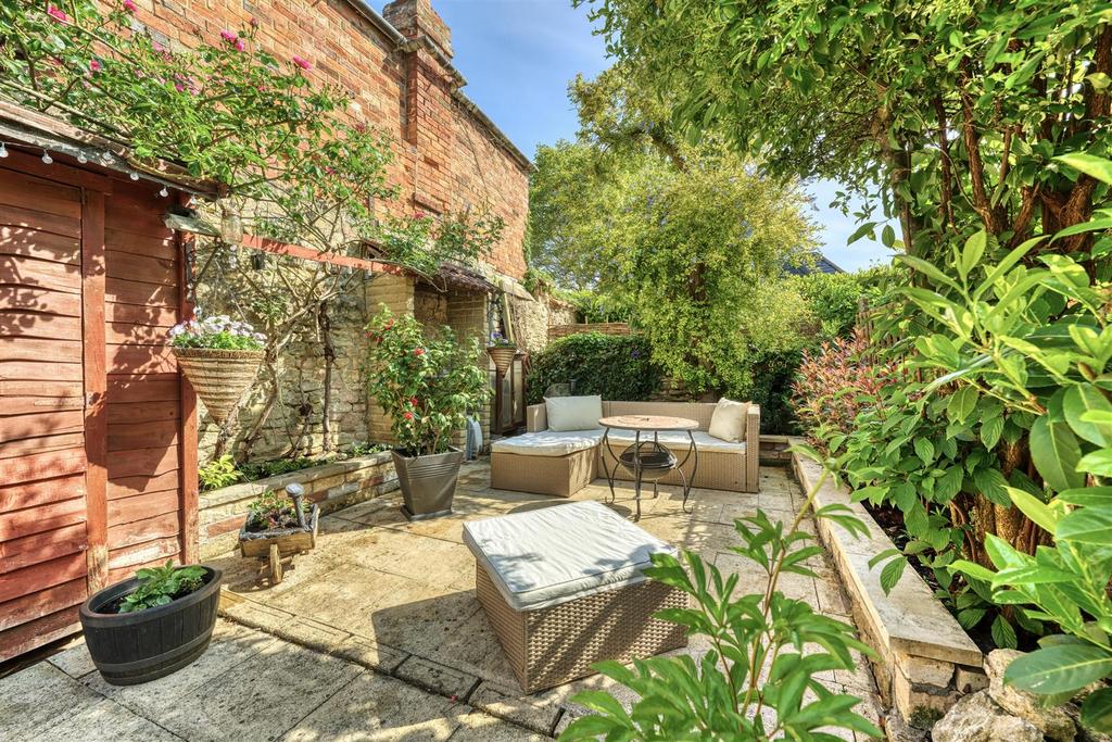 7-2 St Osyths Lane O