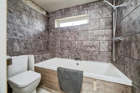3 bedroom end of terrace house for sale, Avenue Road, Rotherham S63