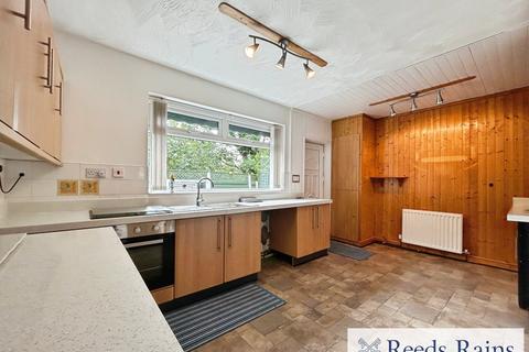 2 bedroom end of terrace house for sale, Seedley Terrace, Greater Manchester M6