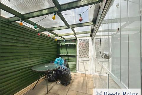 2 bedroom end of terrace house for sale, Seedley Terrace, Greater Manchester M6