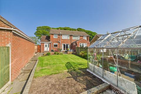 3 bedroom semi-detached house for sale, Church Lane, Scarborough YO11