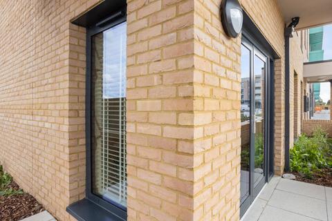 2 bedroom apartment for sale, Plot 276 - 75% share, at L&Q at Darwin Green Beagle Road, Cambridge CB3