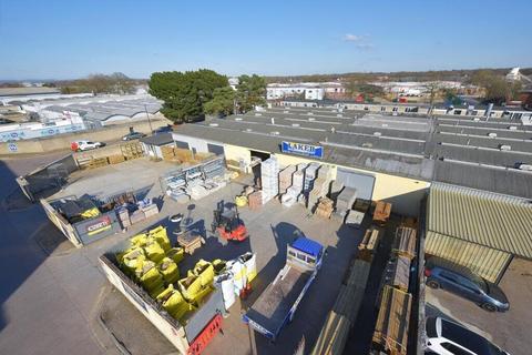 Distribution warehouse to rent, 49-55 Gatwick Rd Crawley RH10 9RD