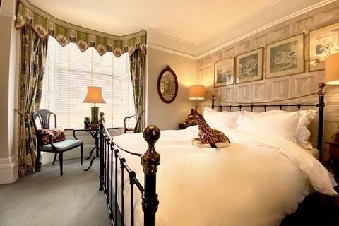 Hospitality for sale, 27 Upper Rock Gdns Brighton BN2 1QE
