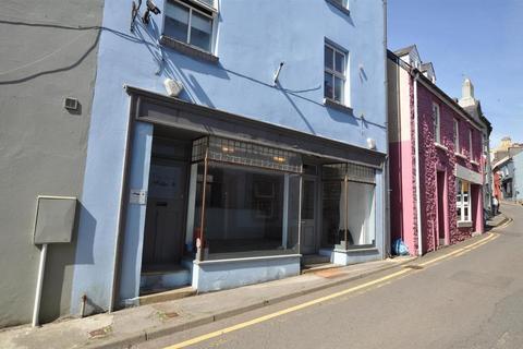 Retail property (high street) to rent, 1 Carmarthen St Llandeilo SA19 6AE
