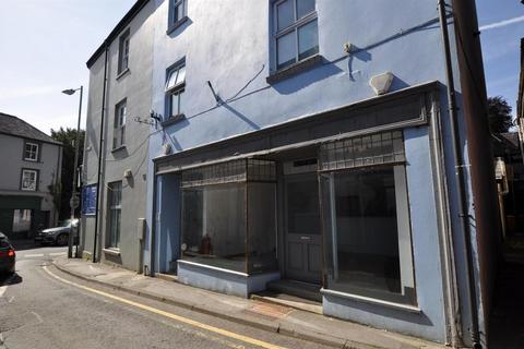 Retail property (high street) to rent, 1 Carmarthen St Llandeilo SA19 6AE