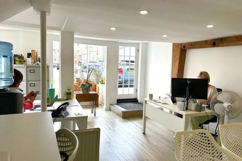 Retail property (high street) to rent, 49 Market Sq Bicester OX26 6AJ